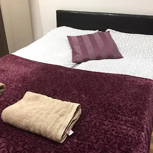 2* Guest house Whitechapel